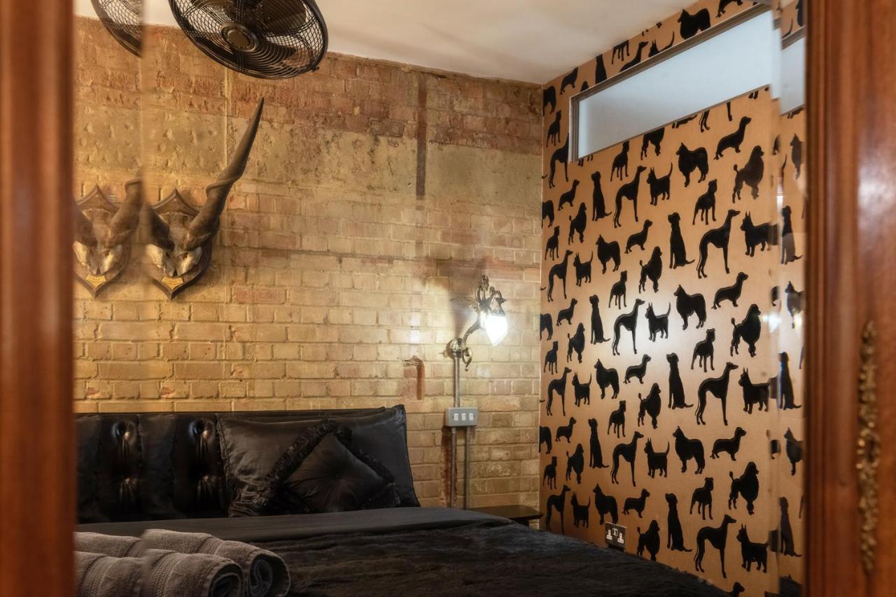 Amazingly Luxurious Loft Apartment, Soho - 3 Bedrooms, 2 Bath & Office London Exterior foto