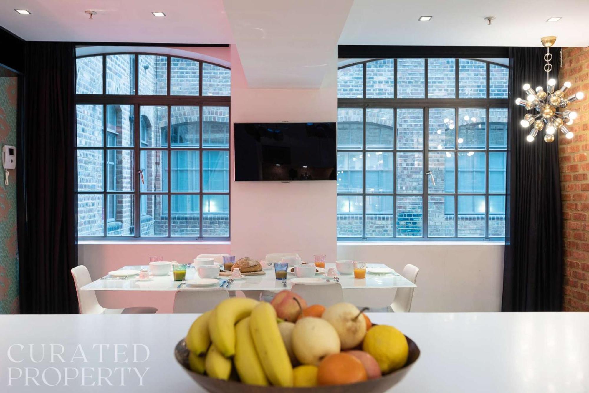 Amazingly Luxurious Loft Apartment, Soho - 3 Bedrooms, 2 Bath & Office London Exterior foto