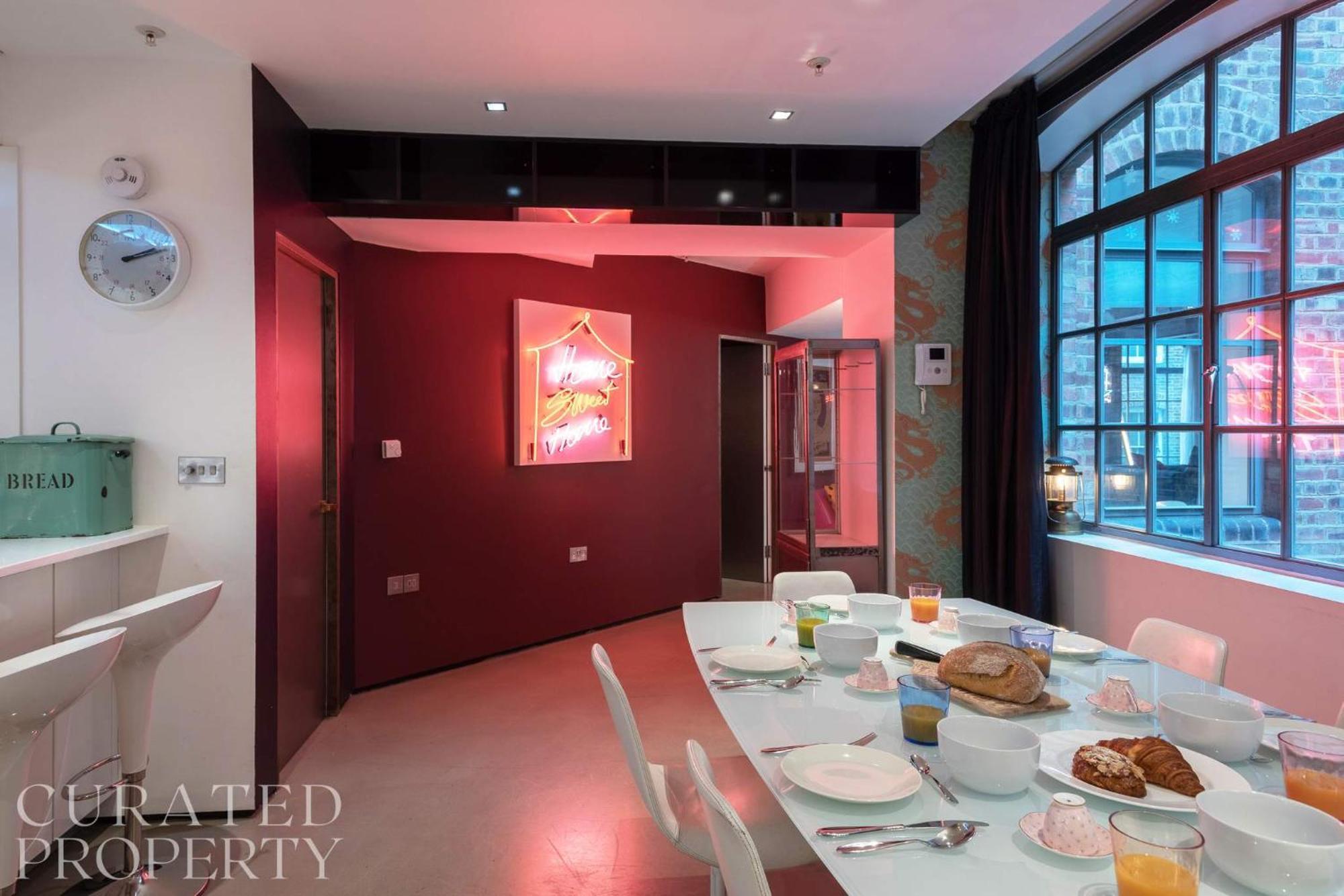 Amazingly Luxurious Loft Apartment, Soho - 3 Bedrooms, 2 Bath & Office London Exterior foto